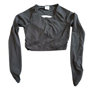 Gymshark Whitney Simmons Black Long Sleeve Crop Top
Size - M  BNWT